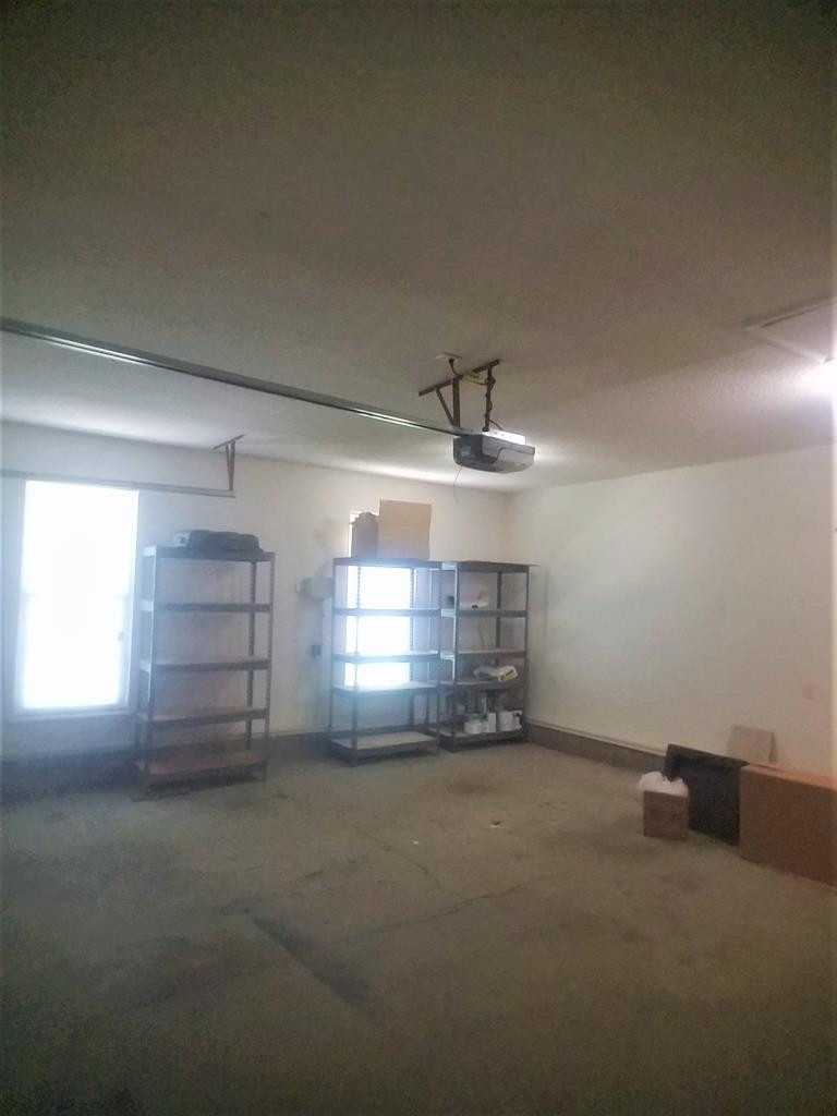 2009 Silver Run Grovetown, GA 30813 - Photo 33 of 34 Large Garage (Metal Shelving)