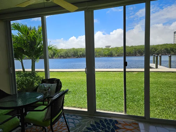 $2,700 | 5530 North Ocean Boulevard, Unit 106, Ocean Ridge, FL 33435