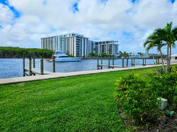 $2,700 | 5530 North Ocean Boulevard, Unit 106, Ocean Ridge, FL 33435