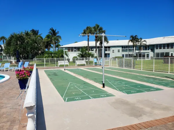 $2,700 | 5530 North Ocean Boulevard, Unit 106, Ocean Ridge, FL 33435