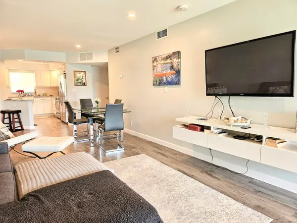 $2,700 | 5530 North Ocean Boulevard, Unit 106, Ocean Ridge, FL 33435