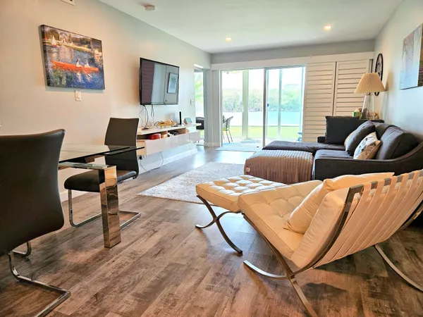 $2,700 | 5530 North Ocean Boulevard, Unit 106, Ocean Ridge, FL 33435