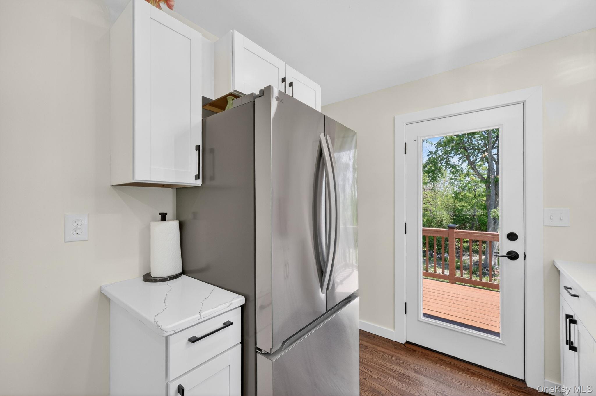 512 Riley Road New Windsor, NY 12553 - Photo 12 of 46