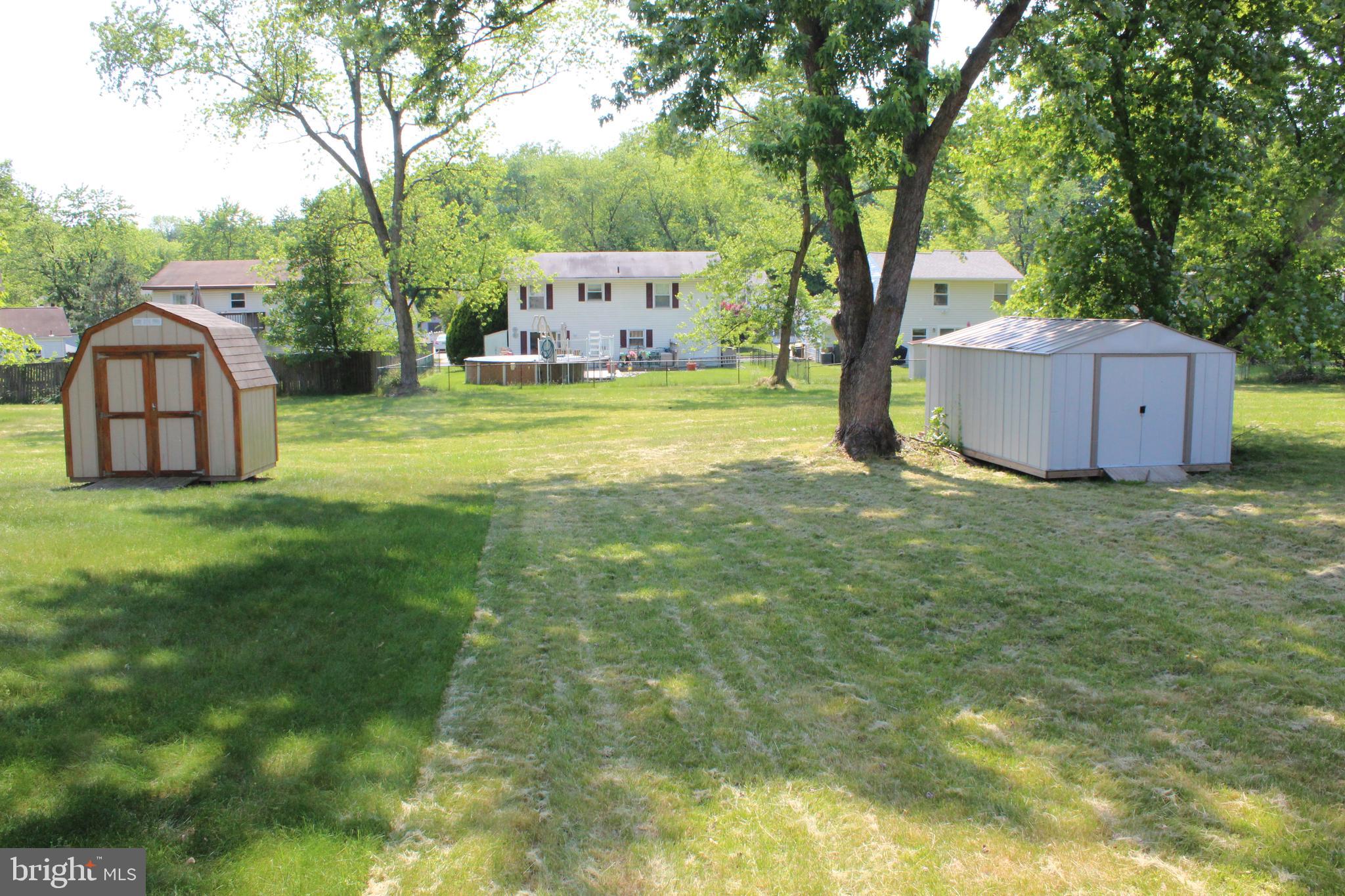 1845 Montreal Road Severn, MD 21144 - Photo 8 of 61 Side & Backyard