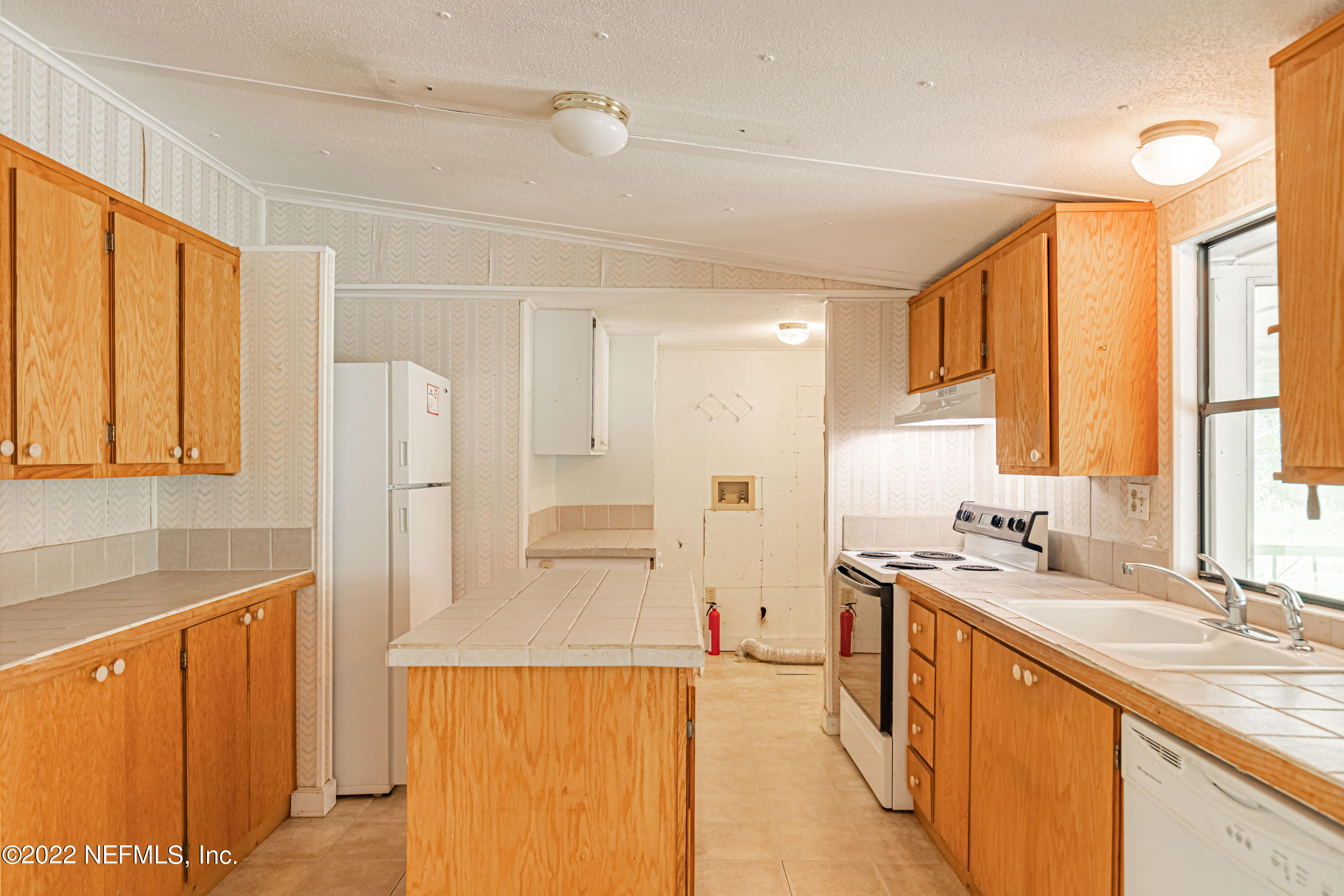 3789 Randall Road Green Cove Springs, FL 32043 - Photo 28 of 46 29 Second Kitchen
