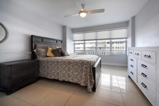 $375,000 | 4010 Galt Ocean Drive, Unit 815, Fort Lauderdale, FL 33308