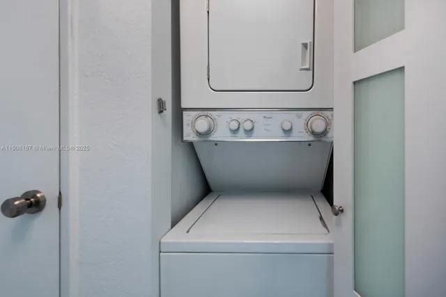 $375,000 | 4010 Galt Ocean Drive, Unit 815, Fort Lauderdale, FL 33308