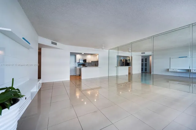 $375,000 | 4010 Galt Ocean Drive, Unit 815, Fort Lauderdale, FL 33308