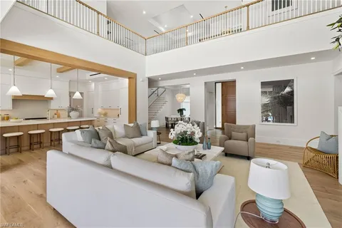 $9,299,000 | 1985 Crayton Road, Naples, FL 34102