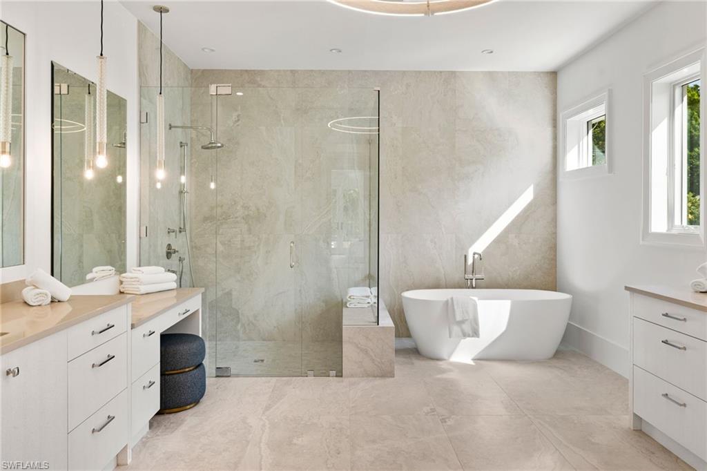 1985 Crayton Road Naples, FL 34102 - Photo 27 of 38