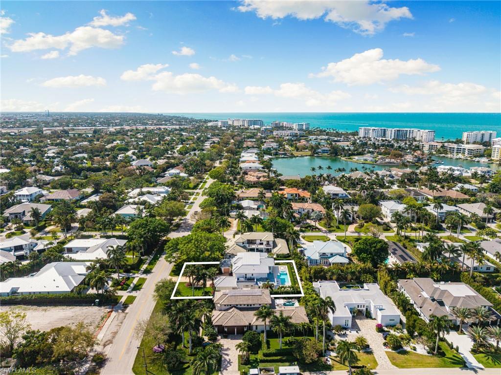 1985 Crayton Road Naples, FL 34102 - Photo 3 of 47