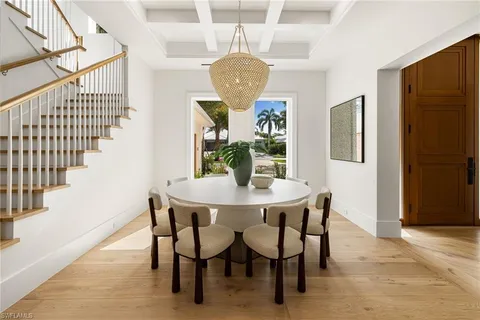 $8,799,000 | 1985 Crayton Road, Naples, FL 34102