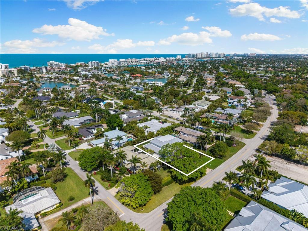1985 Crayton Road Naples, FL 34102 - Photo 44 of 47