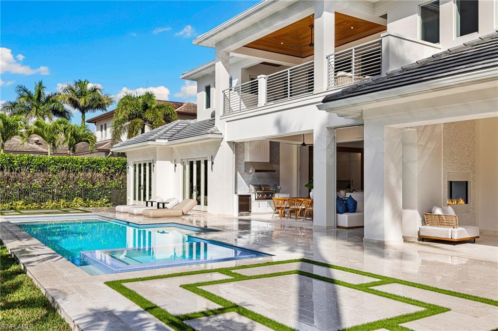 1985 Crayton Road Naples, FL 34102 - Photo 5 of 47