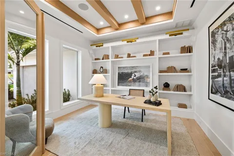 $9,299,000 | 1985 Crayton Road, Naples, FL 34102