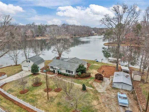 $625,000 | 3910 Waterton Road, Summerfield, NC 27358