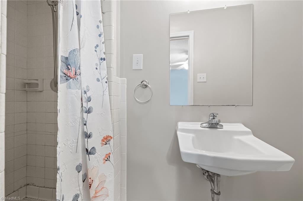 3910 Waterton Road Summerfield, NC 27358 - Photo 28 of 50