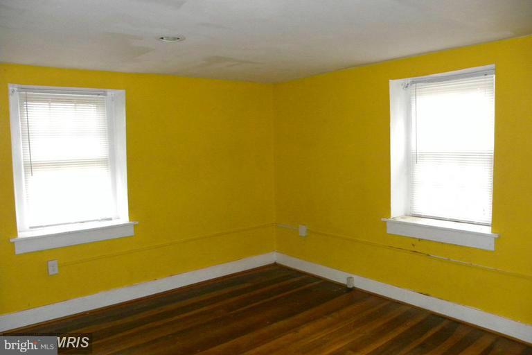 501 West Pearl Street Rising Sun, MD 21911 - Photo 16 of 30 Bedroom