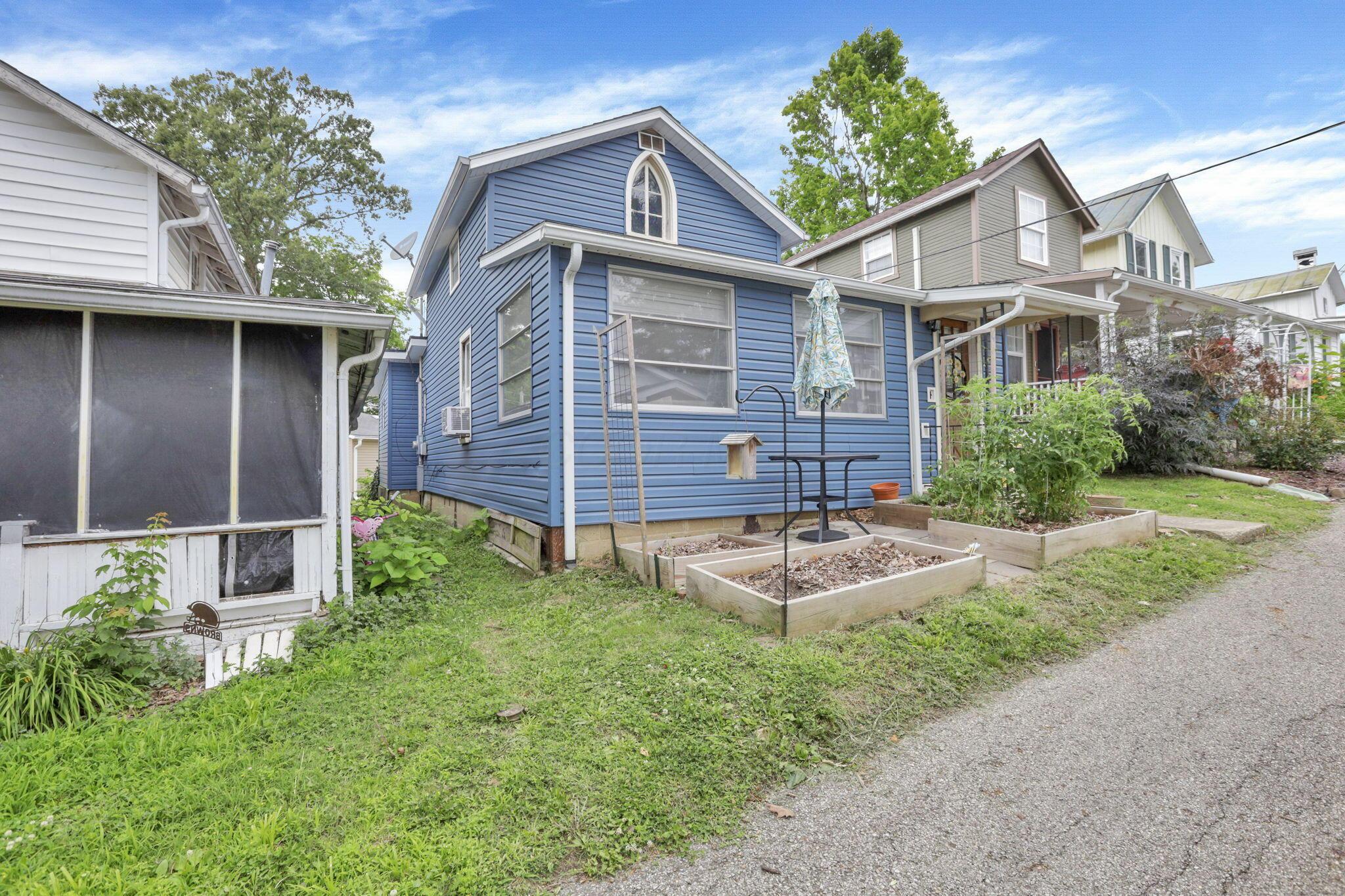 8 1st Street Lancaster, OH 43130 - Photo 2 of 32