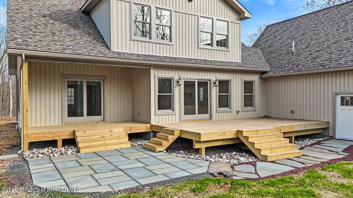434 Summit Woods Road Moscow, PA 18444 - Photo 10 of 19 a view of a house with lounge chair