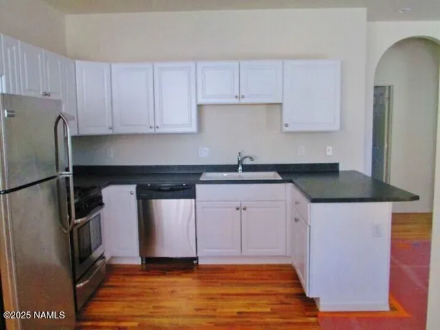 $2,100 | 108 East Terrace Avenue, Unit 2, Flagstaff, AZ 86001