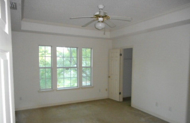 109 Marikesh Drive Daphne, AL 36526 - Photo 5 of 11 MASTER BEDROOM
