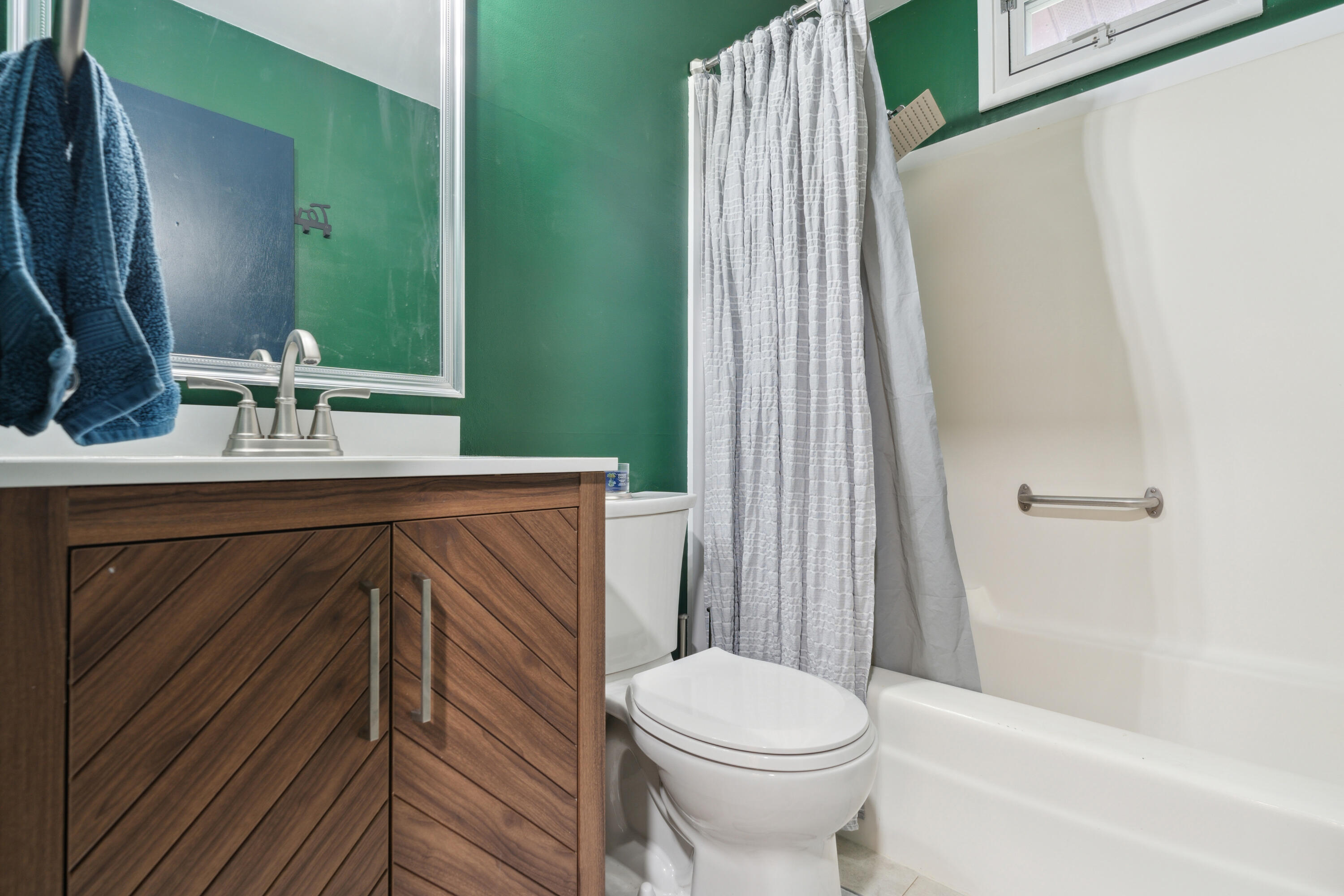 440 Nantucket Road Valparaiso, IN 46385 - Photo 14 of 23 3000x2000