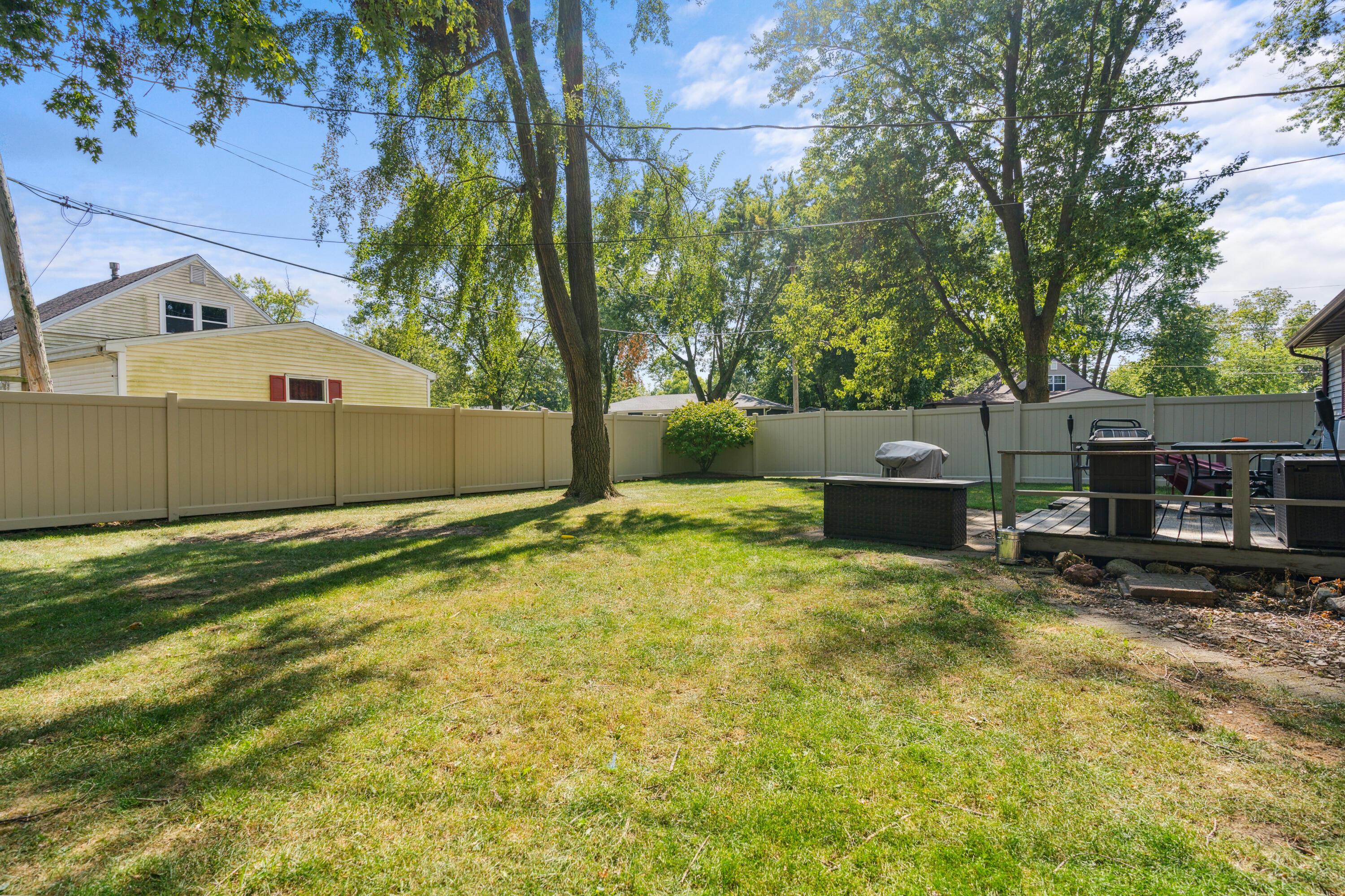 440 Nantucket Road Valparaiso, IN 46385 - Photo 19 of 23 3000x2000