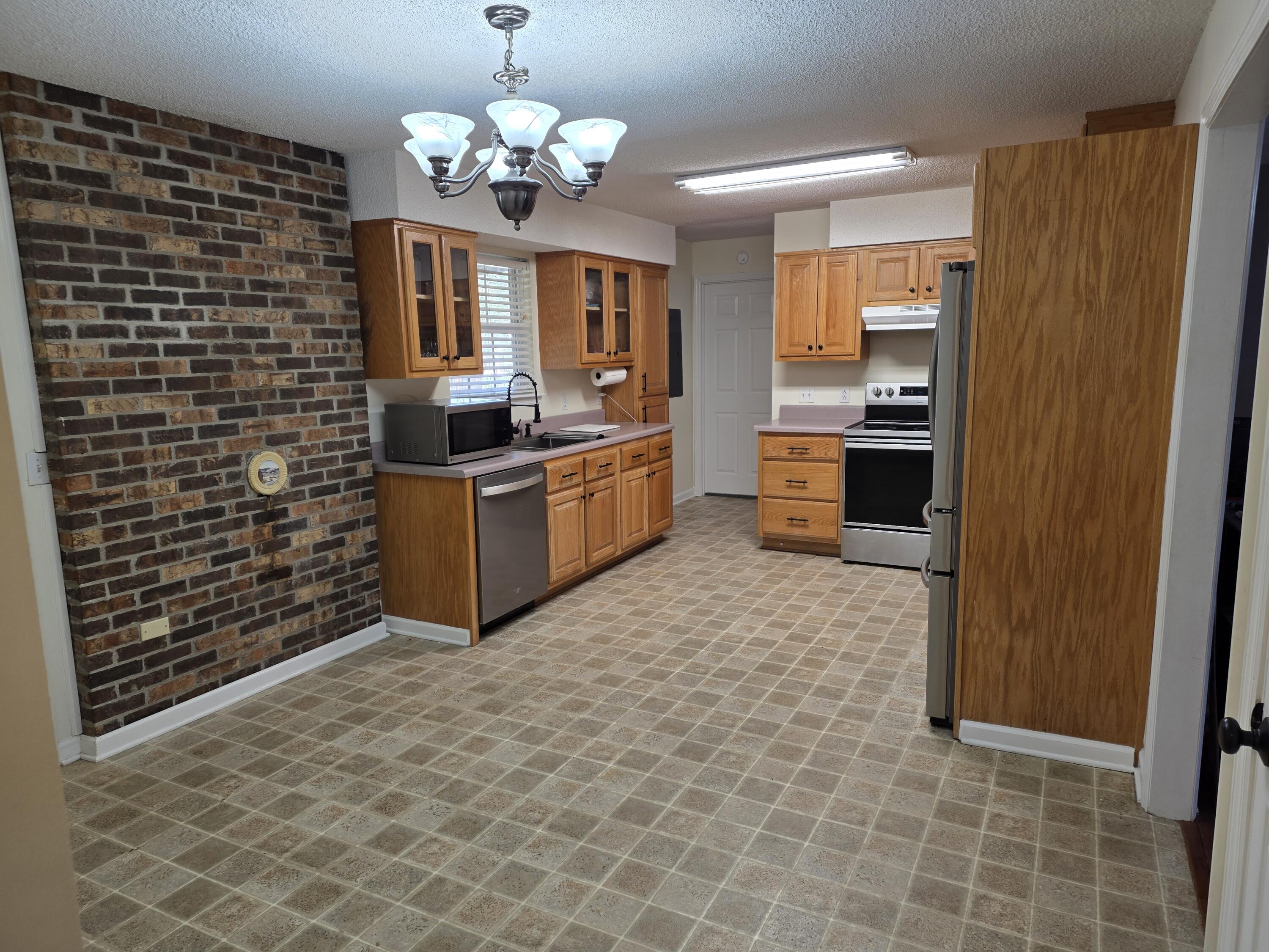 88 Clover Dale Road South Dunlap, TN 37327 - Photo 3 of 12 20251025_120449