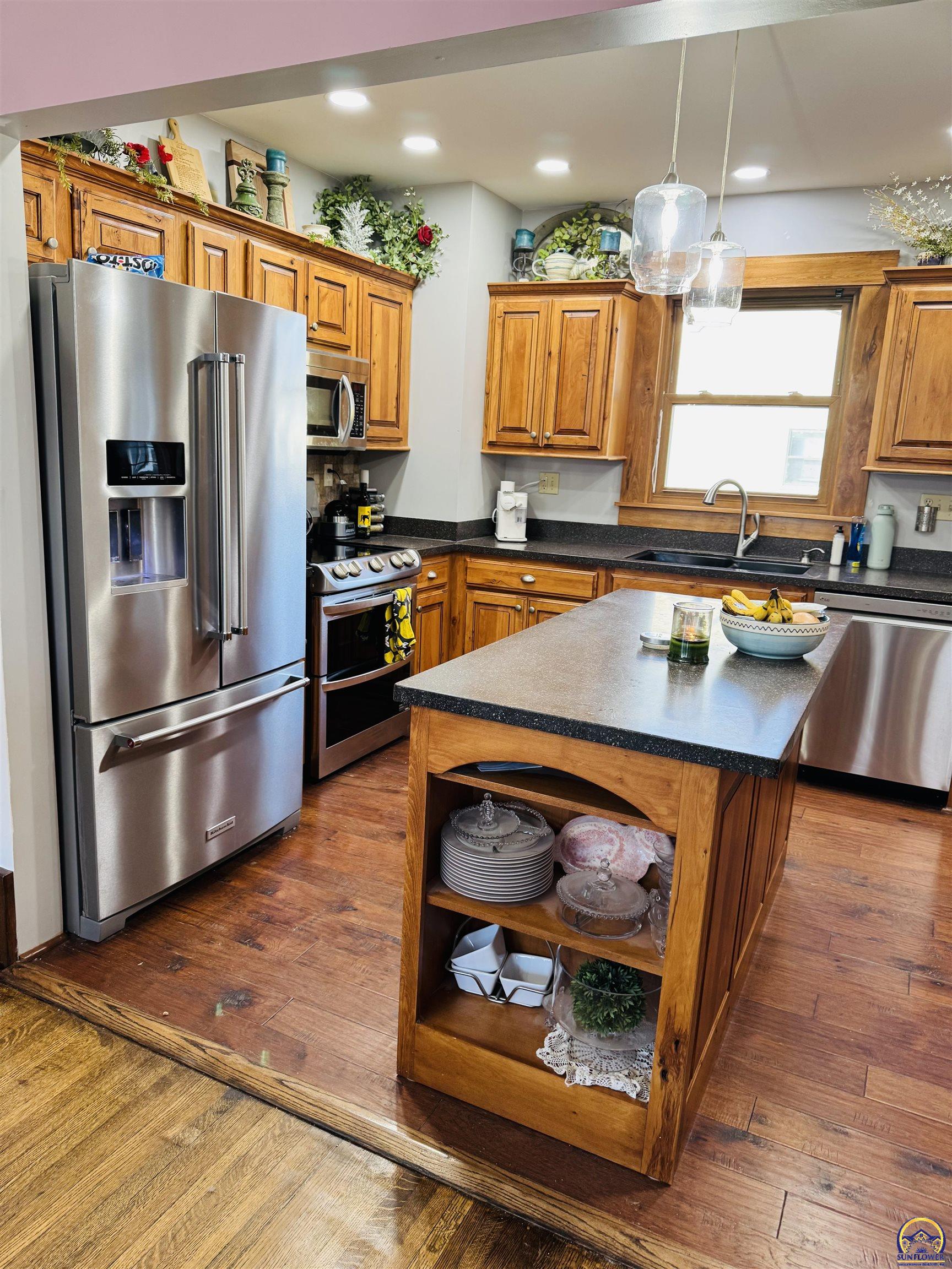 809 Castle Street Seneca, KS 66538 - Photo 14 of 32