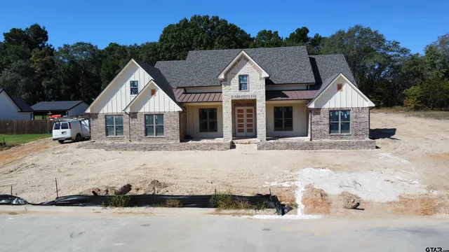 $659,900 | 16927 Sawyer Way, Lindale, TX 75771