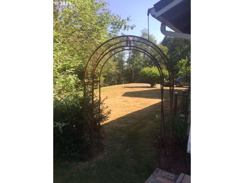 6121 Northeast Lessard Road Camas, WA 98607 - Photo 26 of 26 a view of a yard