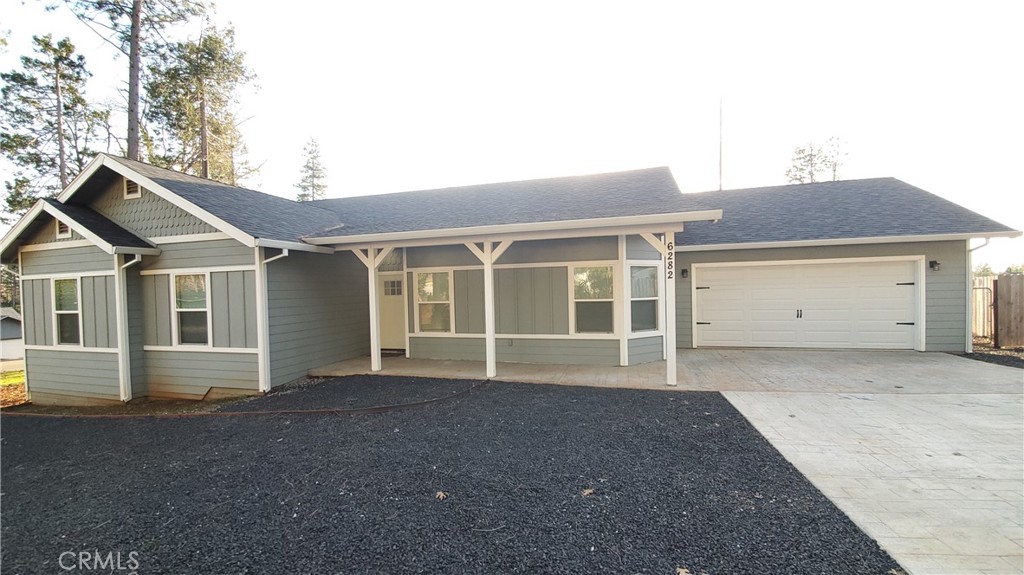 6282 Hartnell Court Magalia, CA 95954 - Photo 4 of 33 front view of a house with a yard