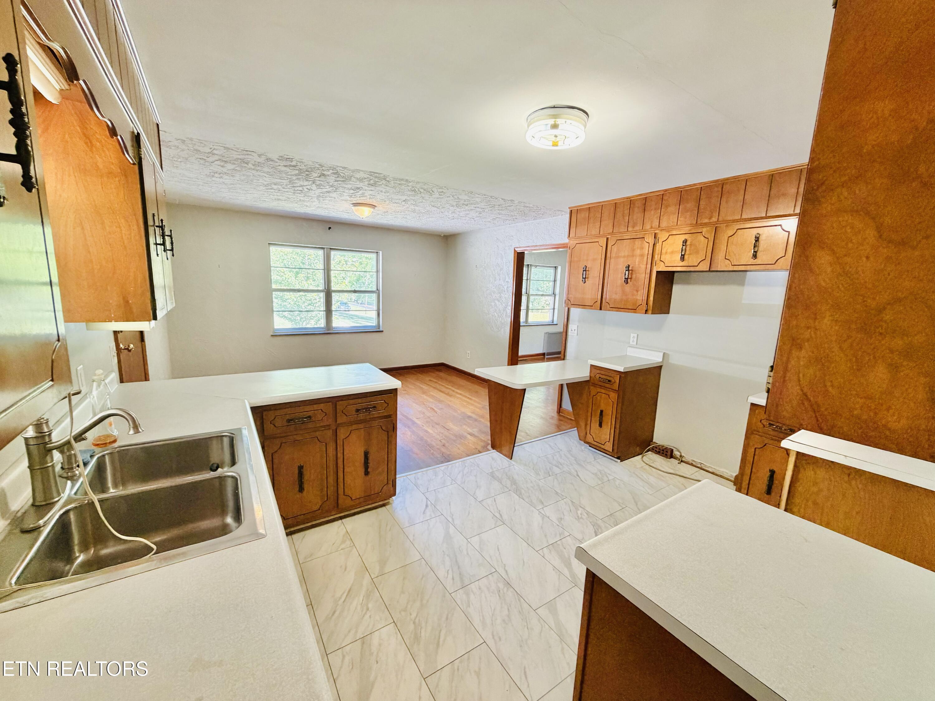 2837 Wildwood Road Maryville, TN 37804 - Photo 12 of 53 Kitchen