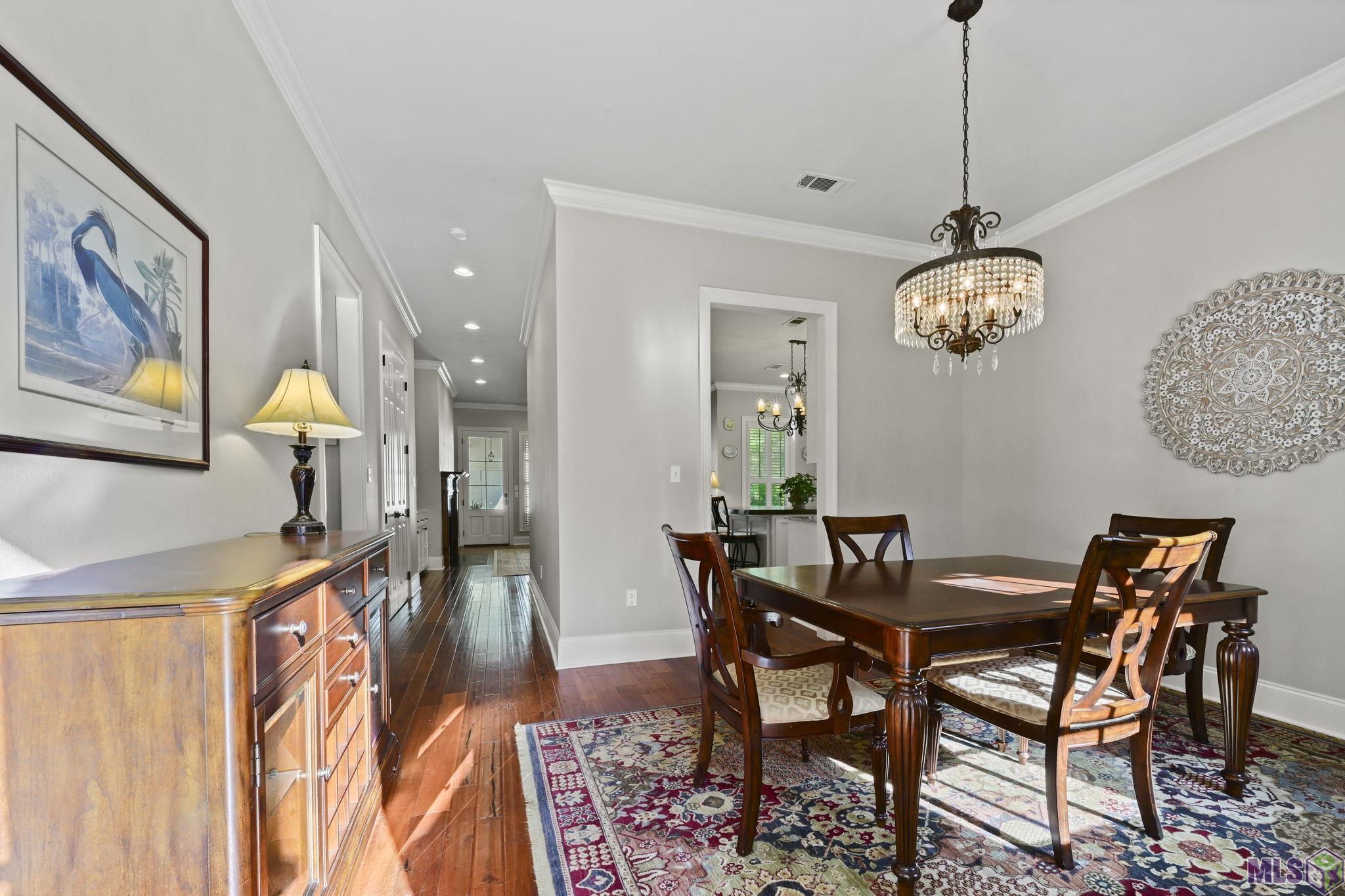 5722 Highland Road St. Francisville, LA 70775 - Photo 3 of 23 Dinning Room