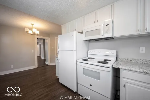 $1,295 | 237 Villa Avenue, Indianapolis, IN 46201