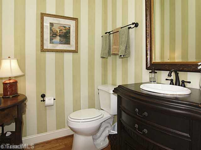 5685 Pepper Road Oak Ridge, NC 27310 - Photo 4 of 16 Bath.