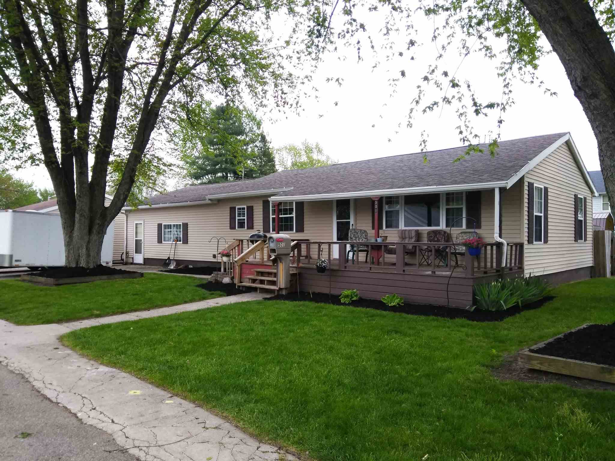 501 Clayton Street Rochester, IN 46975 - Photo 1 of 12