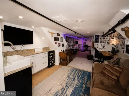 $399,900 | 149 1/2 Shurs Lane, Philadelphia, PA 19127
