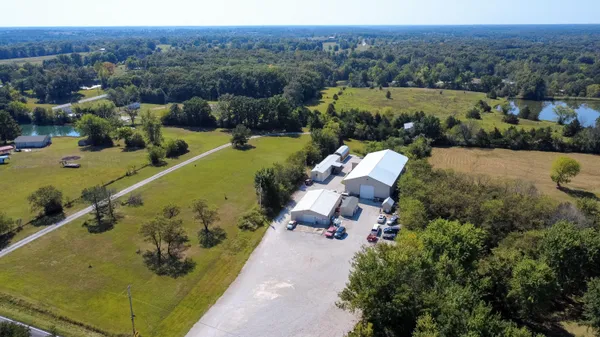 $750,000 | 1324 State Hwy WW, Fulton, MO 65251