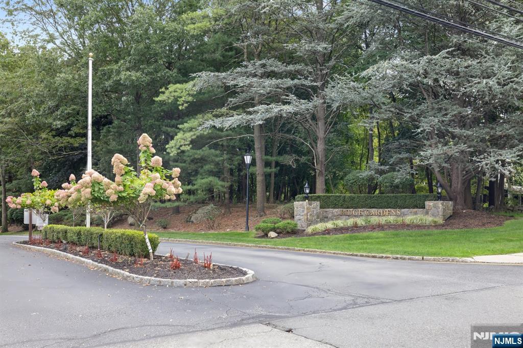 1209 Faulkner Court Mahwah, NJ 07430 - Photo 4 of 11 a view of a park with plants and trees