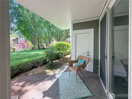 $799,000 | 12208 Northeast 24th Street, Unit 124, Bellevue, WA 98005