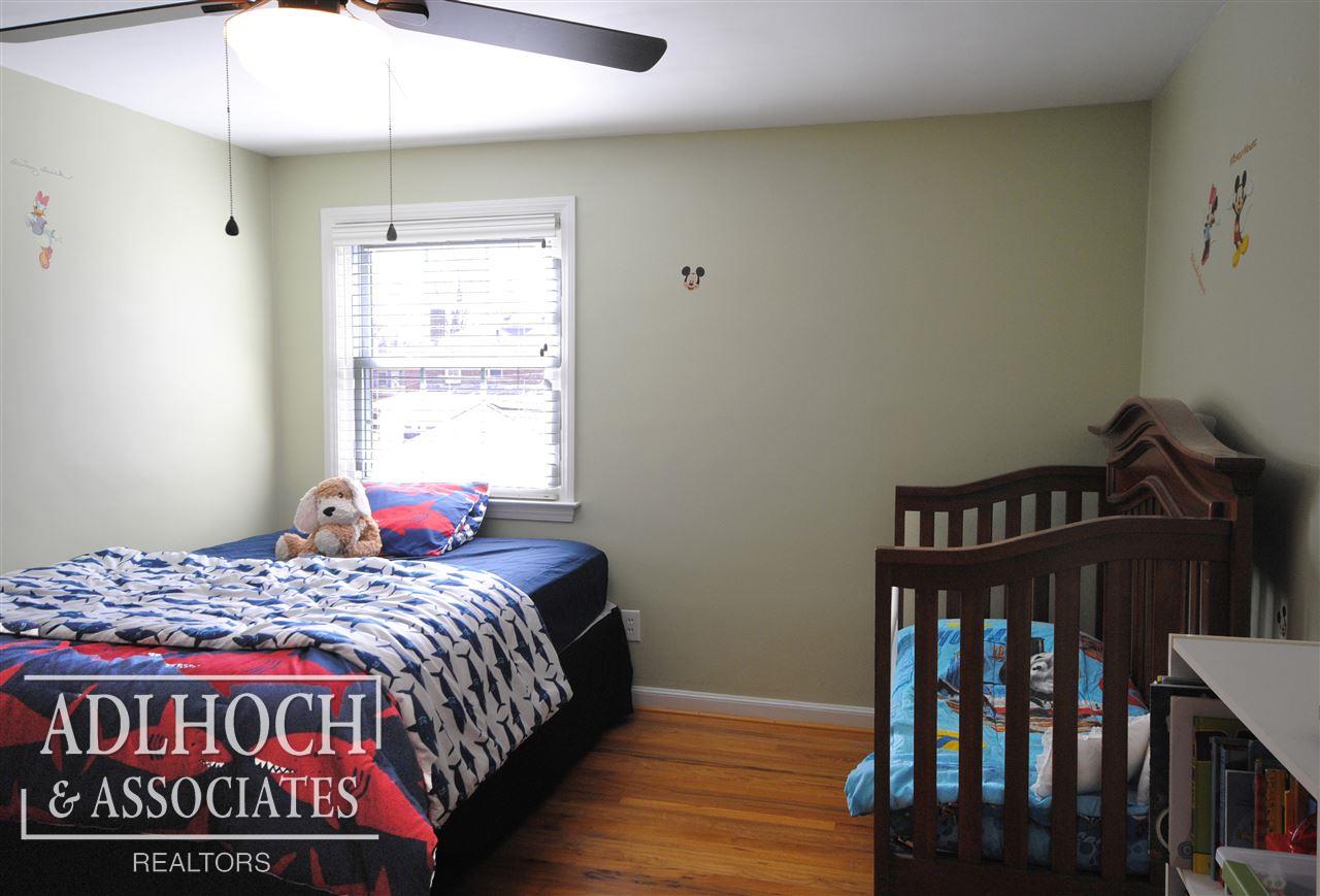 1677 Prestwick Road Grosse Pointe Woods, MI 48236 - Photo 11 of 19
