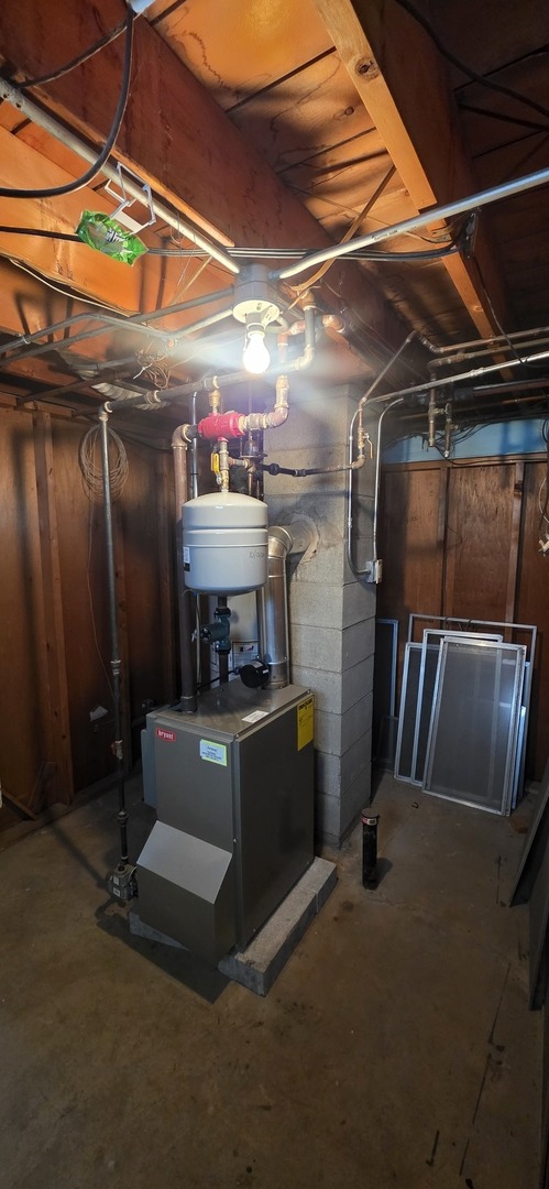 523 8th Street Chicago Heights, IL 60411 - Photo 20 of 31 a view of storage and utility room