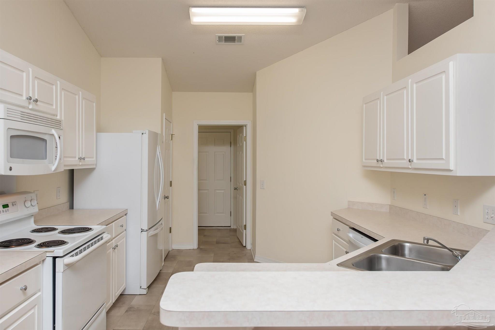 2451 Devine Farm Road Cantonment, FL 32533 - Photo 11 of 39 Gallery Image 11