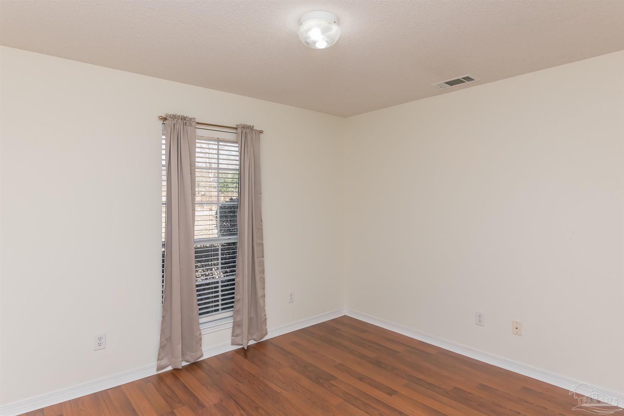 2451 Devine Farm Road Cantonment, FL 32533 - Photo 5 of 39 Gallery Image 5