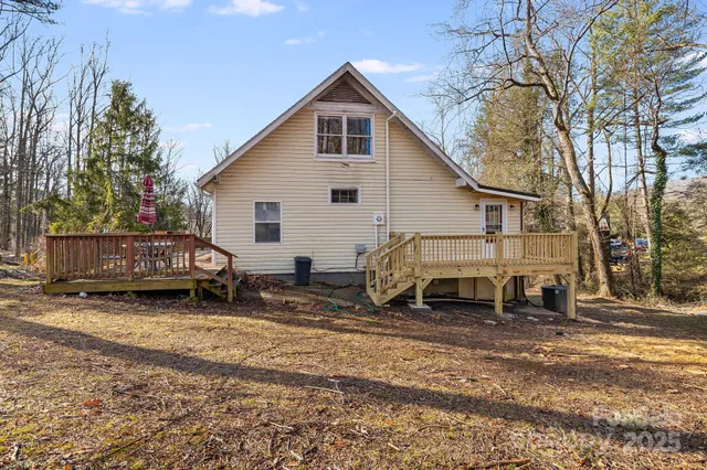 $345,000 | 59 Rollins Street, Hendersonville, NC 28792