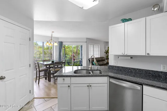 $263,500 | 7470 N Highway, Unit 105, Cocoa, FL 32922