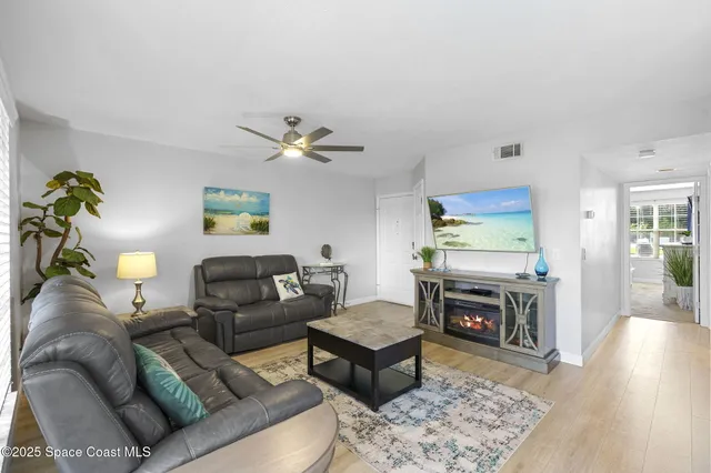 $263,500 | 7470 N Highway, Unit 105, Cocoa, FL 32922