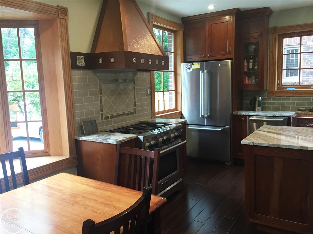 839 Bedford Road Grosse Pointe Park, MI 48230 - Photo 5 of 16